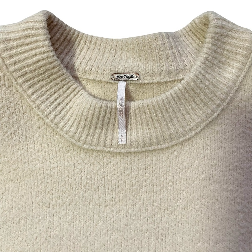 Free People Cream Oversized Peaches Tunic Sweater Slouchy Boho Pullover Size S - Picture 4 of 8